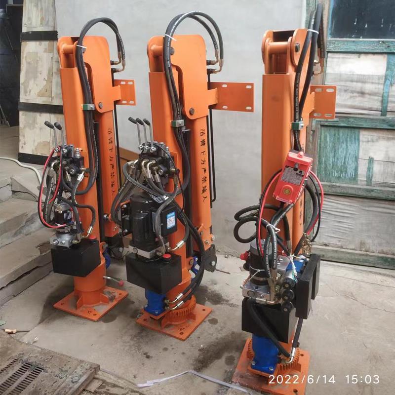 运河区重汽蓝牌随车吊 3.2吨 国六动力强 液压驱动 农用自卸起重机